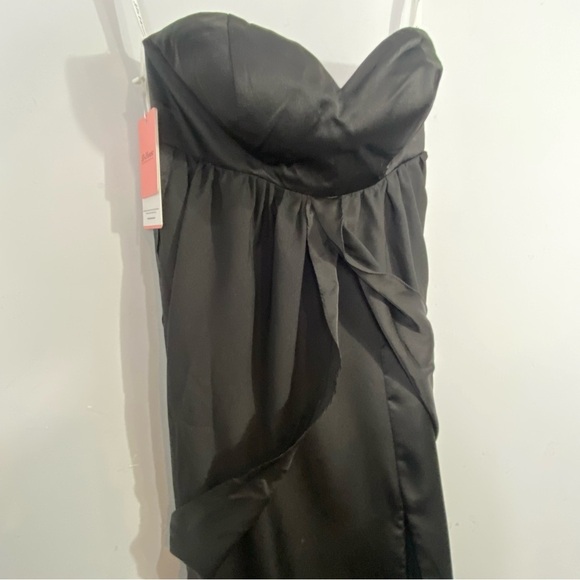 JJ's House A-line Halter V-Neck Chiffon Bridesmaid Dress - Picture 8 of 11